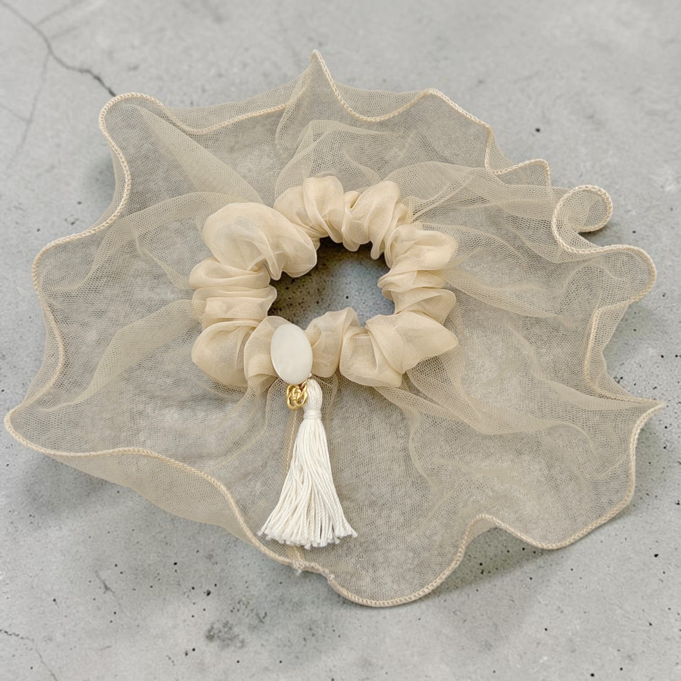 Nabi Scrunchie